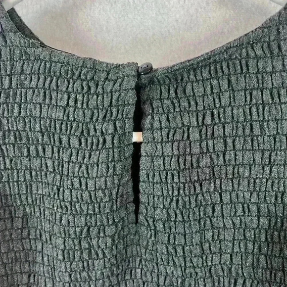 Zara Crop Shirred Elastic Top Size Medium Gray Long Sleeves Ruffled Caps - Picture 6 of 11